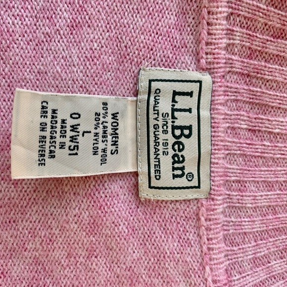 EUC L.L.Bean Lamb wool turtleneck pink sweater - Picture 2 of 8